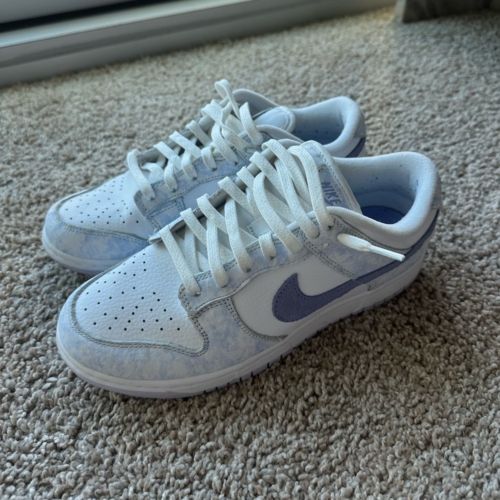 Nike low dunks light purple size 9 W / 7.5 M